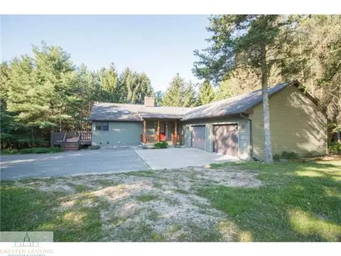 4752 Bunker Rd, Mason, MI 48854 photo 2