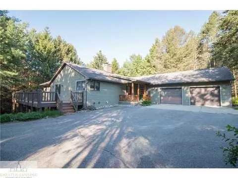 4752 Bunker Rd, Mason, MI 48854 photo 1