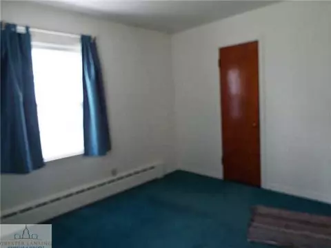 227 Harris St, Lansing, MI 48906 photo 9