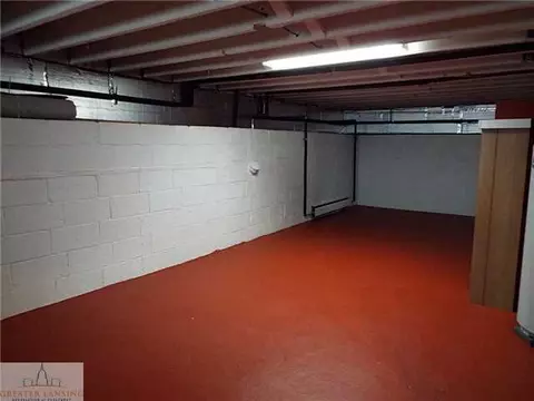 227 Harris St, Lansing, MI 48906 photo 15