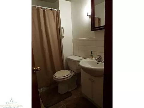 227 Harris St, Lansing, MI 48906 photo 12