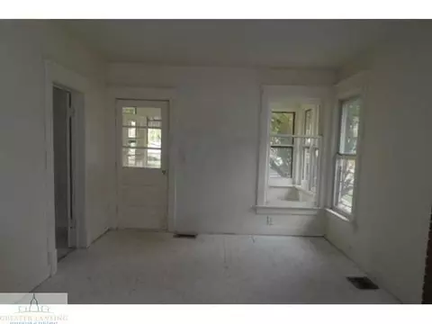 225 E Hazel St, Lansing, MI 48910 photo 3