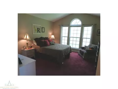 220 E Bailey Cir, Mason, MI 48854 photo 18