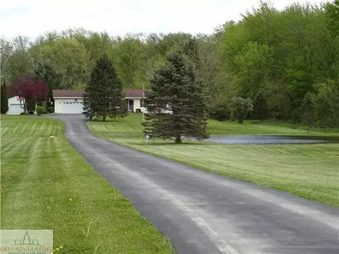 6800 Williams Rd, Lansing, MI 48911 photo 2