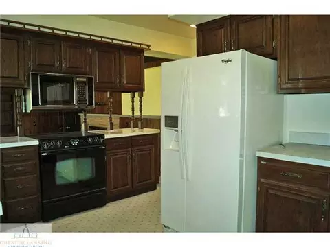 11864 E Andre Dr, Grand Ledge, MI 48837 photo 9