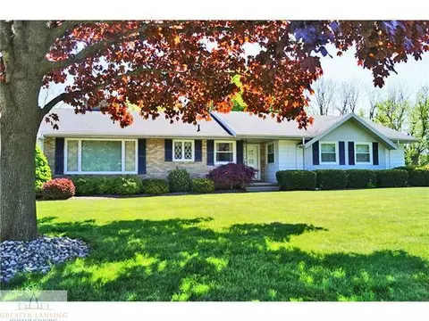 11864 E Andre Dr, Grand Ledge, MI 48837 photo 1