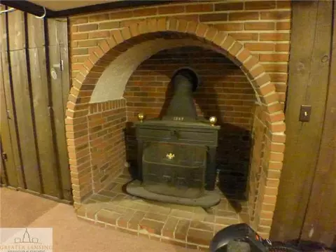 9210 Coleman, Haslett, MI 48840 photo 21