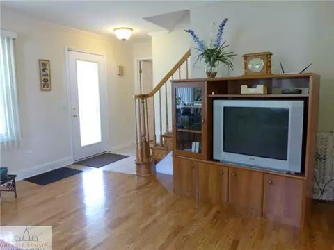 9210 Coleman, Haslett, MI 48840 photo 2