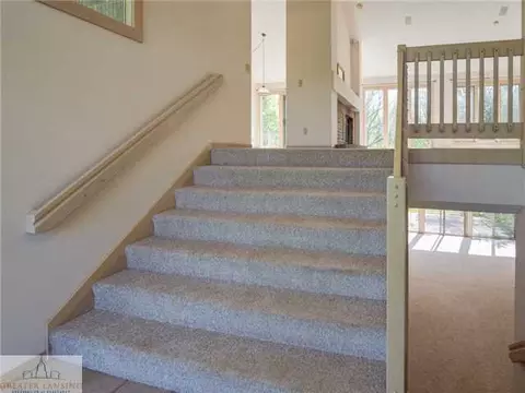 12605 S Francis Rd, Dewitt, MI 48820 photo 2