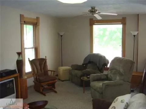 107 E Gibbs St, Saint Johns, MI 48879 photo 9