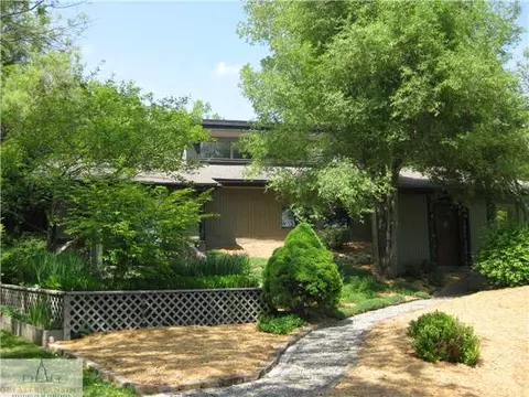 9877 State Rd, Haslett, MI 48840 photo 1