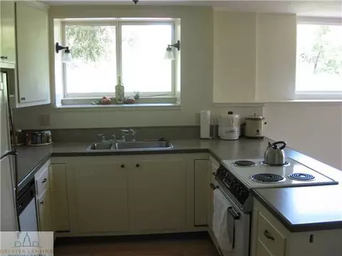 9877 State Rd, Haslett, MI 48840 photo 8