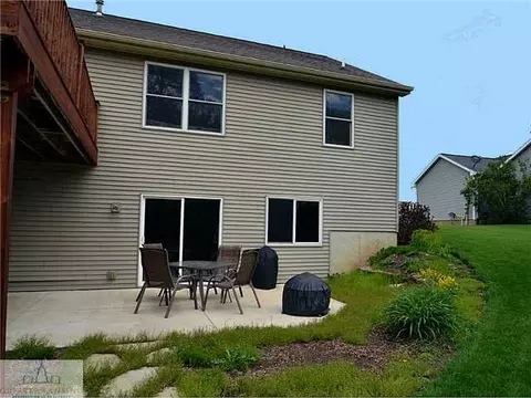 13768 Harvest Ln, Bath, MI 48808 photo 9