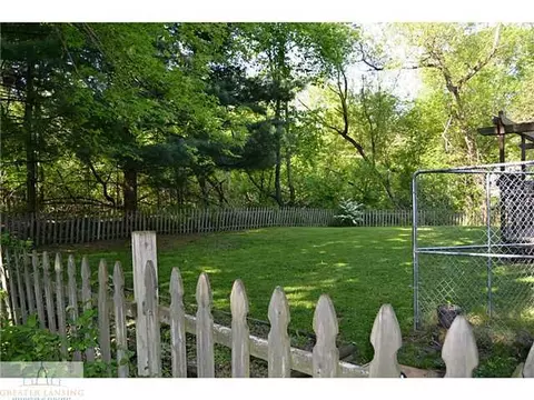 1971 Haslett, Haslett, MI 48840 photo 2