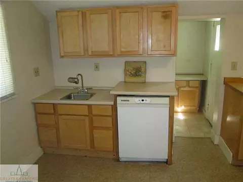 508 Smith Ave, Lansing, MI 48910 photo 7