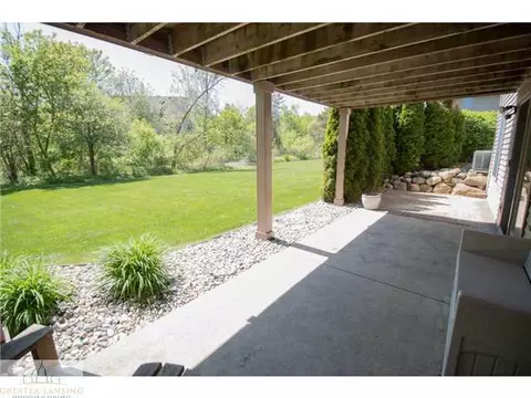 13122 Watercrest Dr, Dewitt, MI 48820 photo 25