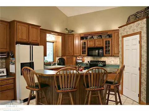 863 W Dexter Trl, Mason, MI 48854 photo 8