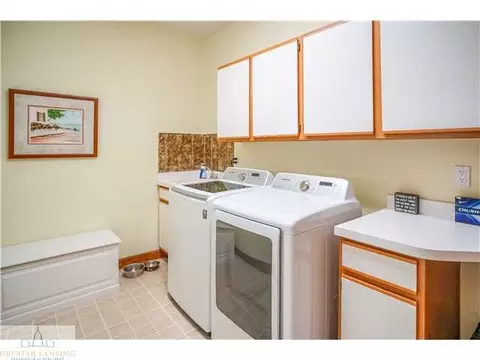 2115 Walmar Dr, Lansing, MI 48917 photo 15