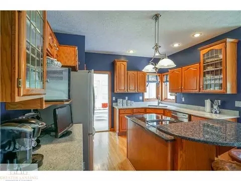 2115 Walmar Dr, Lansing, MI 48917 photo 7