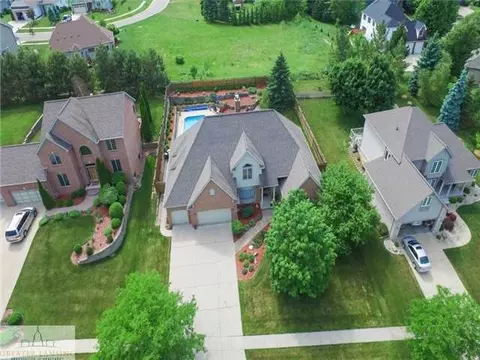 2115 Walmar Dr, Lansing, MI 48917 photo 24