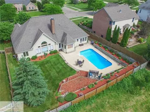 2115 Walmar Dr, Lansing, MI 48917 photo 22