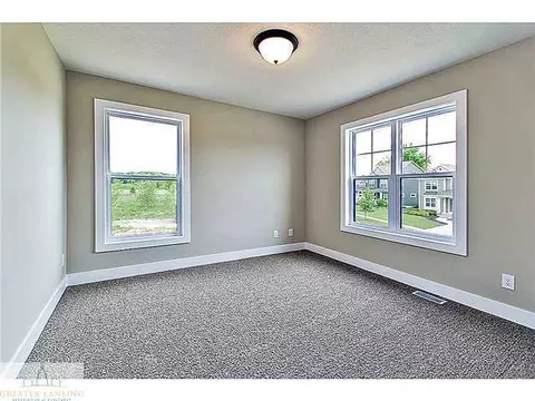 1082 Oakwood Dr, Dewitt, MI 48820 photo 17