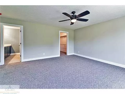 1082 Oakwood Dr, Dewitt, MI 48820 photo 14