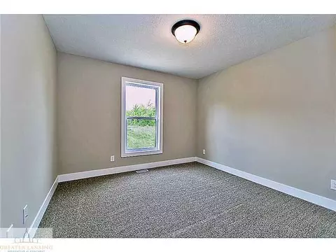 1082 Oakwood Dr, Dewitt, MI 48820 photo 18