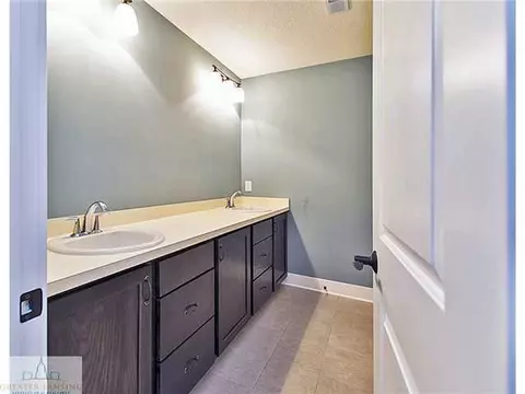 1082 Oakwood Dr, Dewitt, MI 48820 photo 15