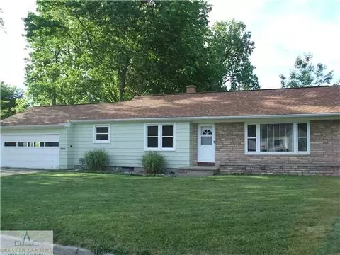 411 E Baldwin St, Saint Johns, MI 48879 photo 2