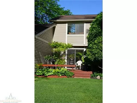 5886 Okemos, Haslett, MI 48840 photo 3
