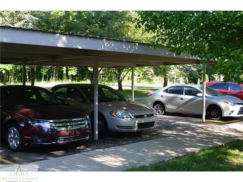 5886 Okemos, Haslett, MI 48840 photo 8
