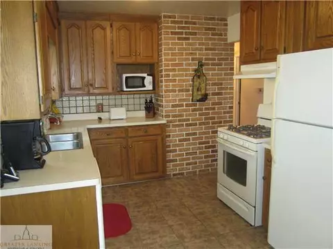 907 Pendleton Dr, Lansing, MI 48917 photo 7
