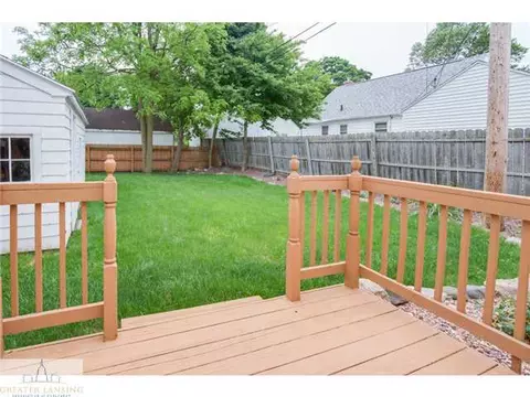 1220 E Mount Hope Ave, Lansing, MI 48910 photo 22