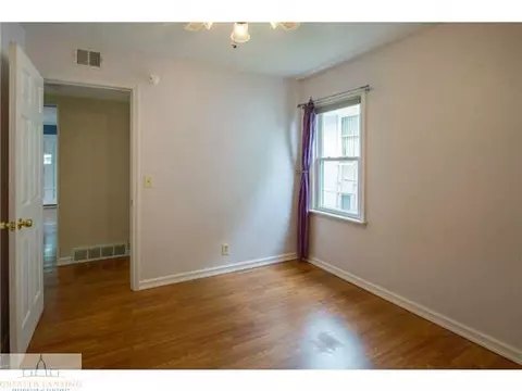 1220 E Mount Hope Ave, Lansing, MI 48910 photo 17