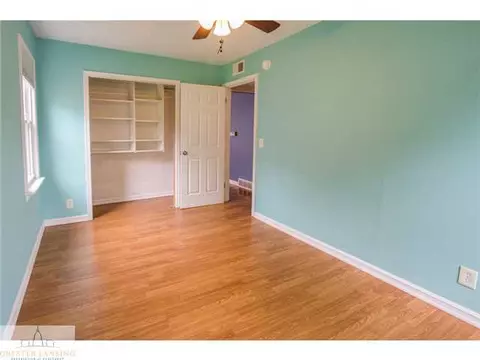 1220 E Mount Hope Ave, Lansing, MI 48910 photo 14