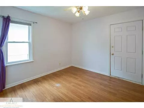 1220 E Mount Hope Ave, Lansing, MI 48910 photo 16