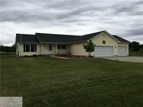 5230 E Parks Rd St, Saint Johns, MI 48879 photo 2