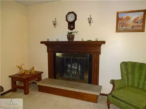 5474 Maple Rdg, Haslett, MI 48840 photo 3