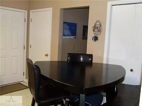 329 S Dibble Blvd, Lansing, MI 48917 photo 9