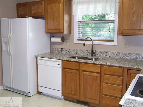 329 S Dibble Blvd, Lansing, MI 48917 photo 6