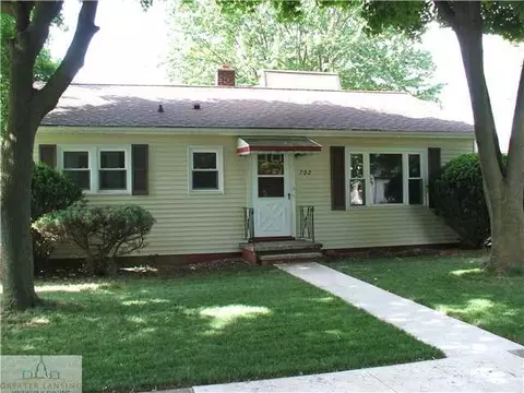 702 E Baldwin St, Saint Johns, MI 48879 photo 1