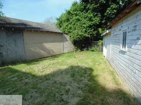 2738 Overhill, Jackson, MI 49203 photo 4