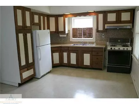 726 E Gier St, Lansing, MI 48906 photo 3