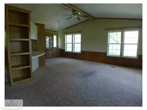 101 E Seaver St, Ithaca, MI 48847 photo 3