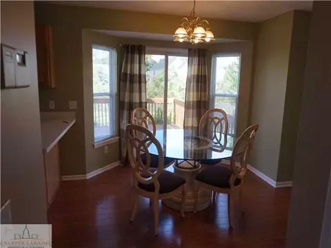 392 Coventry Ln, Mason, MI 48854 photo 4