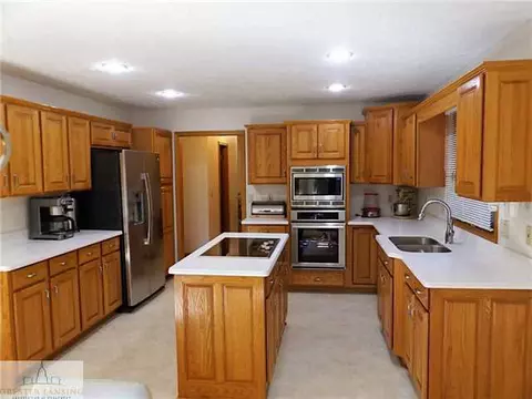 5620 White Ash, Haslett, MI 48840 photo 5