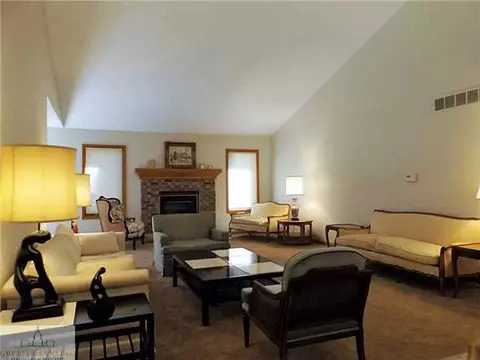 5620 White Ash, Haslett, MI 48840 photo 9