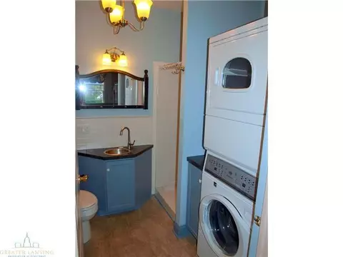 501 E Higham St, Saint Johns, MI 48879 photo 9