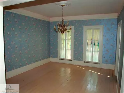 501 E Higham St, Saint Johns, MI 48879 photo 3